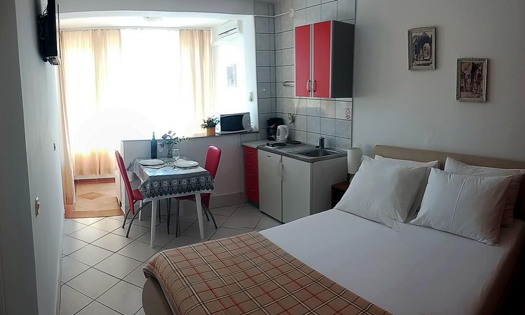 Apartmani Totic Crikvenica Eksteriør billede